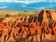 viaja al desierto de la Tatacoa en Colombia
