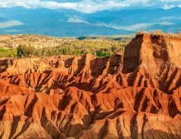 viaja al desierto de la Tatacoa en Colombia