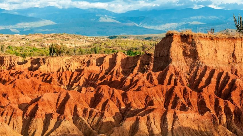 viaja al desierto de la Tatacoa en Colombia
