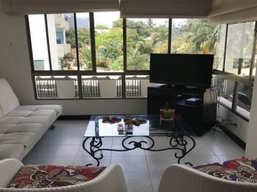 Encuentra aqui todo lo que necesitas para tus vacaciones, alquileres vacacionales, tours, alquiler de coches, barcos, clases. 